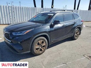 Toyota Highlander 2.0 hybrydowy 2022r. (VAN NUYS)