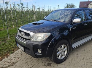 Toyota Hilux 3.0 SR5 automat 4x4