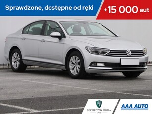 Volkswagen Passat B8 Limousine 1.4 TSI BlueMotion Technology 125KM 2018