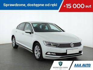 Volkswagen Passat B8 Limousine 2.0 TDI BlueMotion Technology 150KM 2018