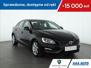 Volvo S60 II Sedan Facelifting 1.6 T4 180KM 2014