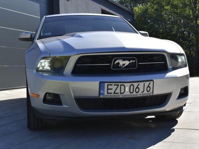 Używane Ford Mustang - 56 800 PLN, 215 150 km, 2012