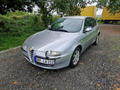 Alfa Romeo 147 Hatchback 1.6 i 16V T.Spark 120KM 2004