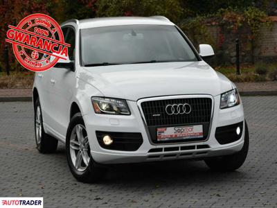 Audi Q5 2.0 benzyna 210 KM 2012r. (Kampinos)