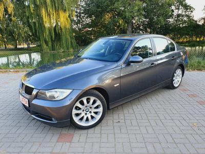 BMW Seria 3 E90-91-92-93 Limuzyna E90 318d 122KM 2007