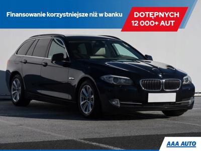 BMW Seria 5 F10-F11 Touring 523i 204KM 2010