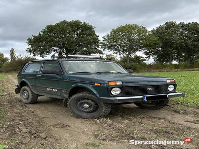 Lada Niva 4x4 z 2011 Benzyna 1.7