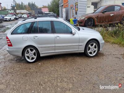 Mercedes c240 2.6 manual avantgarde ładny