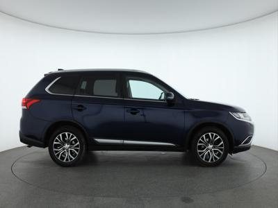 Mitsubishi Outlander 2015 2.2 DI