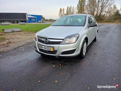 OPEL ASTRA H 1.4 2009 klima/ tempomat