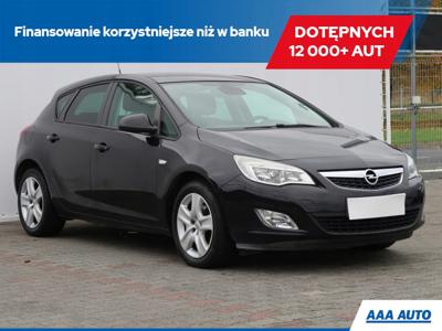 Opel Astra J Hatchback 5d 1.7 CDTI ECOTEC 110KM 2011