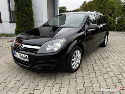 Opel Astra Kombi 2005r 1.8 Benzyna 125KM import Niemcy