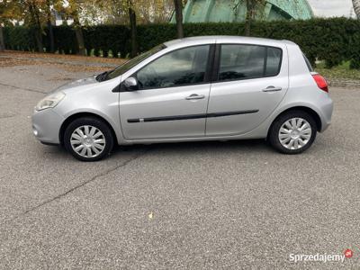 RENAULT CLIO 1.2 / 2011 / BENZYNA - 130 TYS KM KLIMA! PL