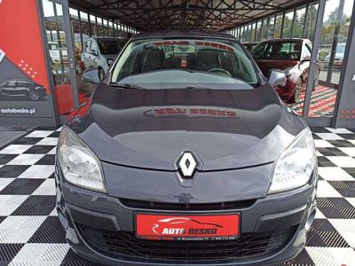 Renault Megane III Hatchback 1.6 16v 110KM 2009