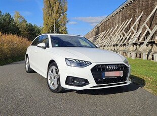 Audi A4 30 TDI S tronic S line