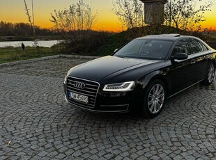 Audi A8 4.2 TDI DPF (clean diesel) quattro tiptronic