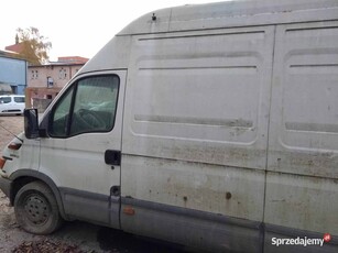 Bus Iveco Daily Maxi Po Zalaniu w całości - uszkodzony