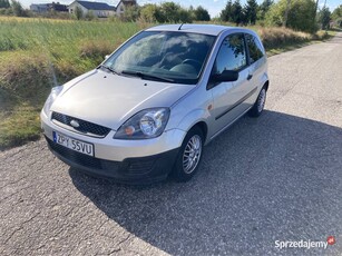 Ford Fiesta 1.3 benzyna Klima 2006 rok Lift długie opłaty