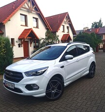 Ford Kuga 1.5 EcoBoost 2x4 ST-Line