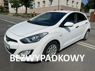 Hyundai i30 II 1.4 CRDi Classic + bezwypadkowy