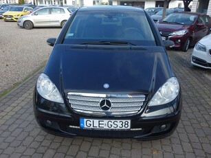 Mercedes-Benz Klasa A W169 Wersja EDITION 1.7 benzyna 115km niski przebieg kamera cofania