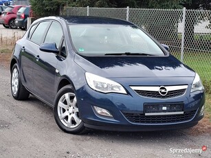 OPEL ASTRA 1.6 BENZYNA