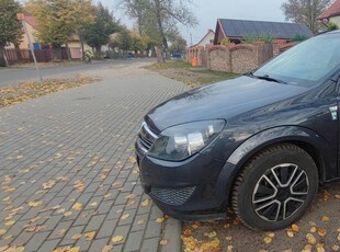 Opel Astra H 1.6 105KM