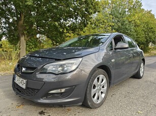 Opel Astra J