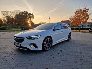 Opel Insignia Sports Tourer 2.0 BiTurbo Diesel 4x4 GSI