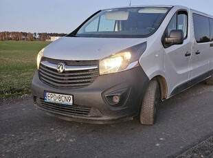 Opel vivaro b 2015 9 osobowy