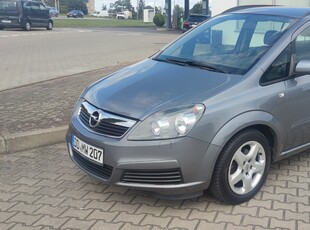 Opel Zafira B 1.8 benzyna 140KM 118.000km Bezwypadkowy