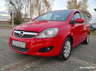 Opel Zafira Ksenony klimatronik serwisowany podgrzewane fotele 4 el. szyby