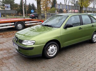 Seat Cordoba 99 rok 1.4 Benz do jazdy mały przebieg