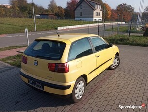 Seat Ibiza 1.4 benzyna 24 lata w rodzinie jeden właściciel czarne blachy