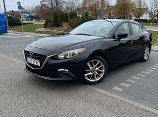 Sprzedam Mazda 3 2.0 sedan 2015