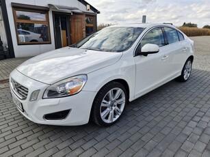 Volvo S60 II AUTOMAT 3.0 SKÓRA ALUFELGI SZYBERDACH !!!