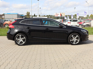 Volvo V40 2015 2.0 D3 188884km Hatchback