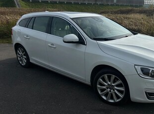 Volvo V60 D4 Drive-E Summum