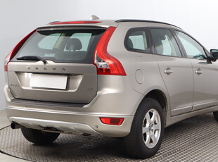 Volvo XC60 2011 D3 230094km SUV