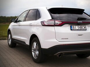 Ford Edge mały przebieg 4x4 2.0 turbo