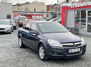 Opel Astra Benzyna Zarejestrowany Ubezpieczony