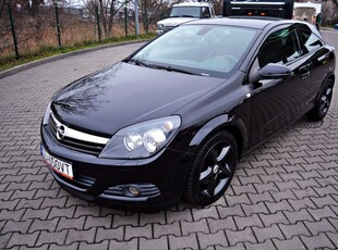 Opel Astra GTC 2.0 Turbo Edition