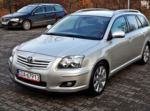 Toyota Avensis 2.0 D-4D Combi Executive