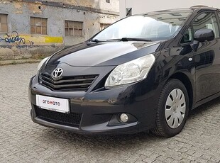 Używany Toyota Verso 2009