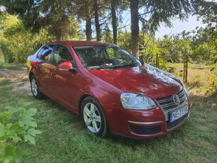 VW Jetta 1.6MPI Gaz, Automat, Udokumentowany przebieg