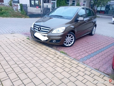 Mercedes w 245