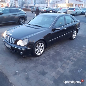 Mercedes w203 2.2 cdi automat 2003r