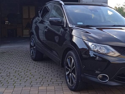 Nissan Qashqai tekna 4x4 ful wypas