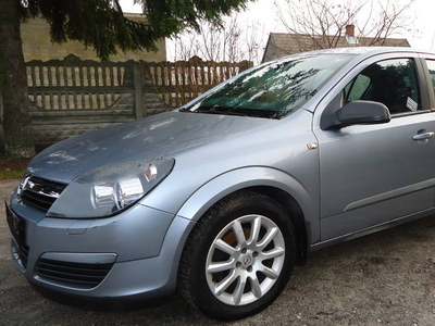 Opel astra 1,6 benzyna