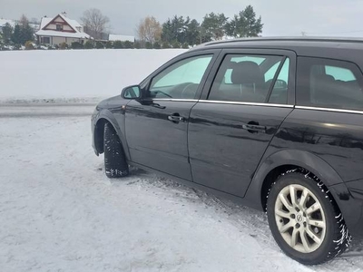 Opel Astra 1.9 cdti 150KM rok 2006 panoramiczny dach